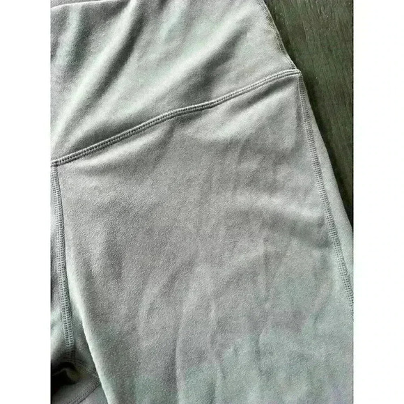 Fabletics High Waisted Mesh PureLuxe 7/8 Leggings Lavender Light Purple Sz Large - Picture 8 of 11